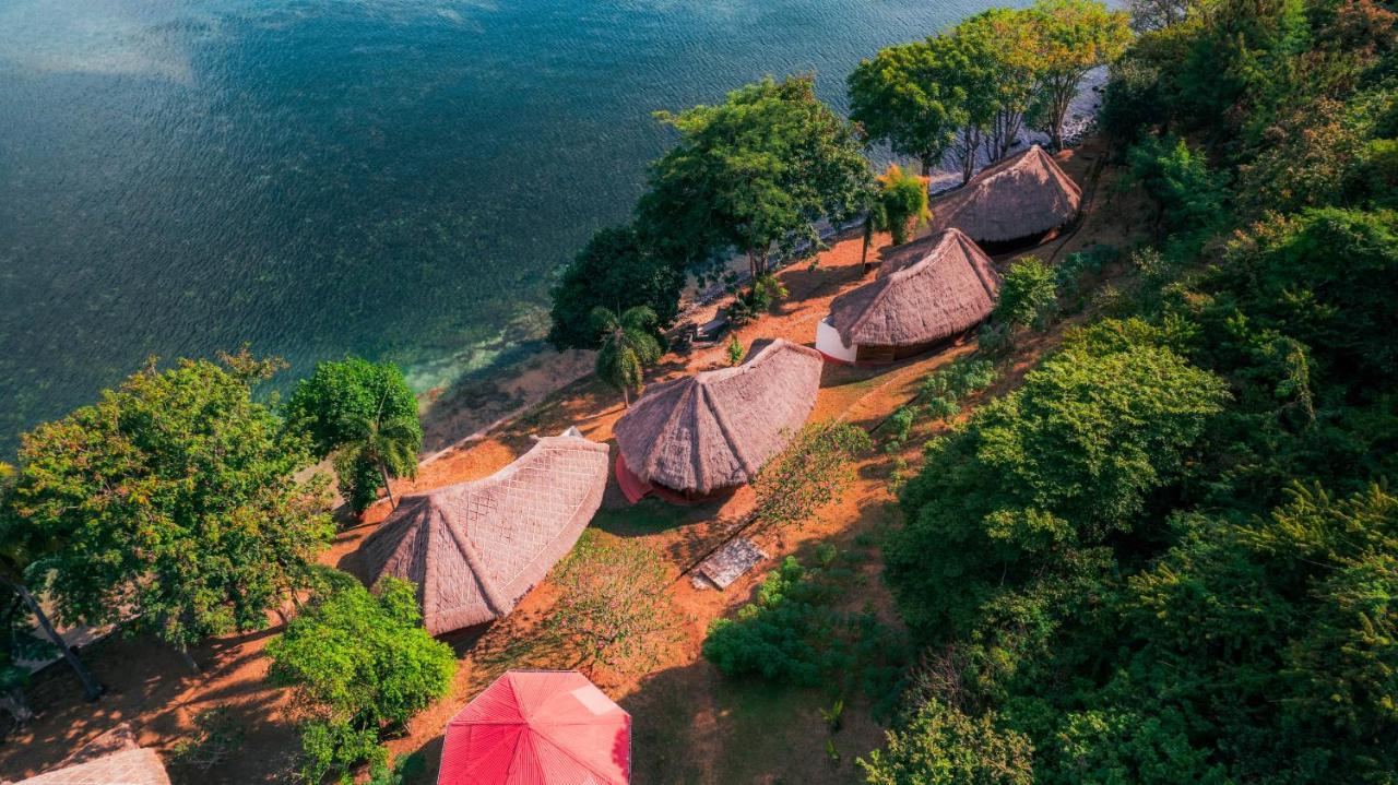 Khabita Beach Resort Lembar  Exteriér fotografie