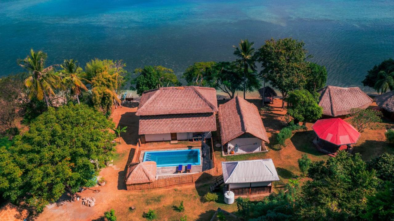 Khabita Beach Resort Lembar  Exteriér fotografie